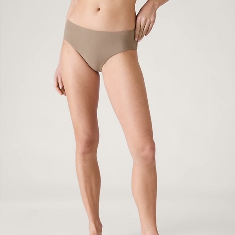 NWT Athleta Clean Full Rib Swim Bottom in Tan Rib Size Large